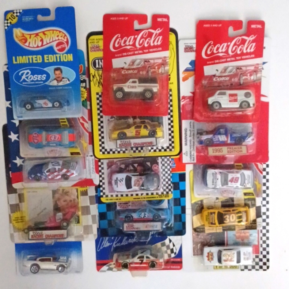 15 DIECAST COLLECTION OF 15 NEW IN PACKAGE SOME RARE .